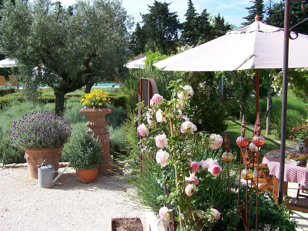 La Capucine Bed & Breakfast Lagnes Exterior photo